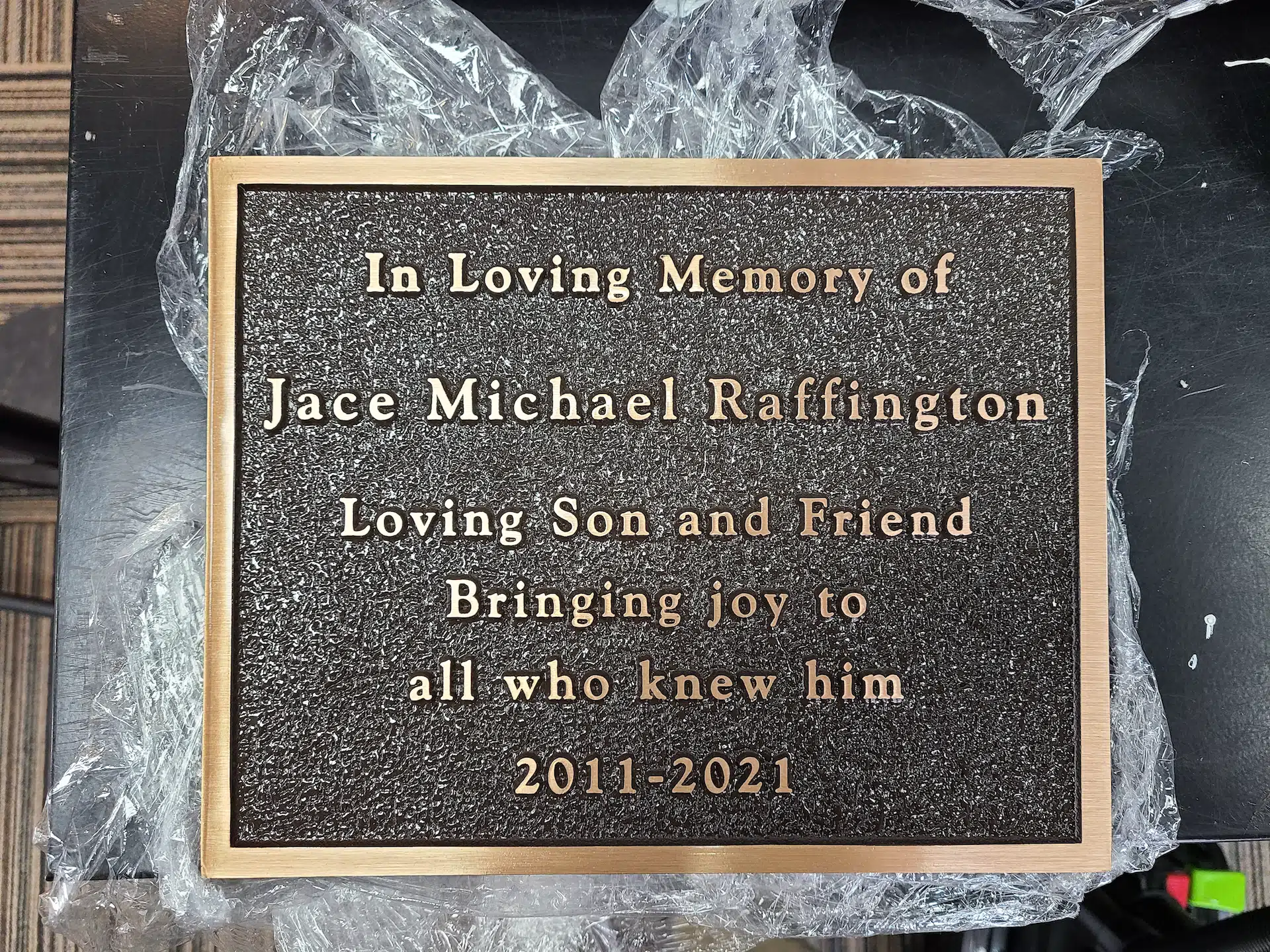 Bronze Burial Plaque hand-carved by Burial Plaque Shop in NJ — image 7